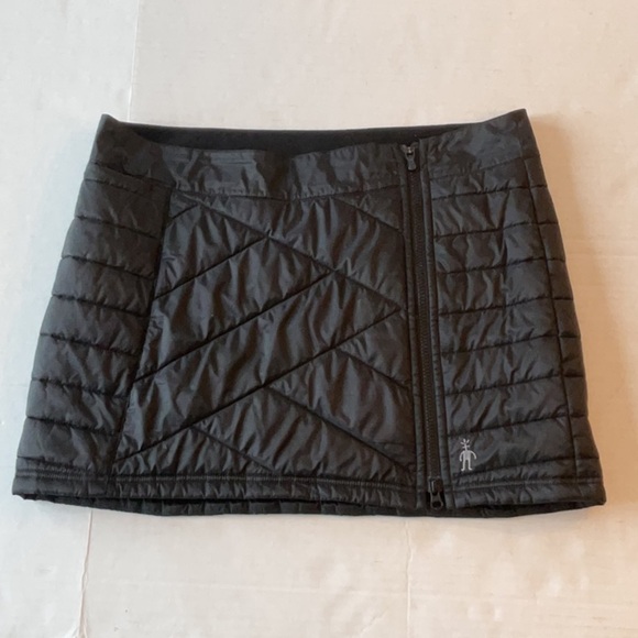 Smartwool black quilted skirt size L - Picture 1 of 4